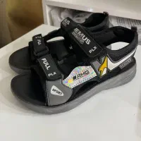 صندل پسرانه نو (فقط یکبار پوشیده شده)