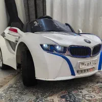ماشین شارژی BMW i8