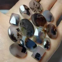 گردنبند و نگین برای هدیه دادن