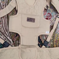 اغوشی کودک بسیار راحت فقط یک بار استفاده شده