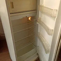 یخچال تمیز و کاملا سالم بدون پوسیدگی