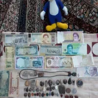 اسکناس قدیمی و عقیق