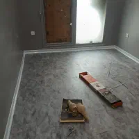 نصب نصاب لمینت کفپوش قرنیز ترموال دیوارپوش