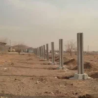 دیوار بتنی خودایستا با ستون و پایه ارتفاع ۴ متر