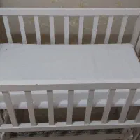 تخت گهواره کنار مادر|تخت و صندلی بچه|تهران, زاهد گیلانی|دیوار