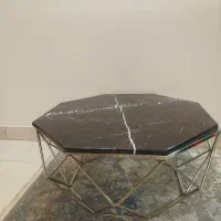 میز بسیار زیبا کاملا نو با رویه سنگ