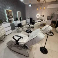 فروش تعدادی وسایل آرایشگاه زنانه