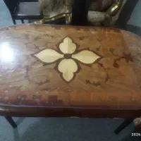 میز غذا خوری تک