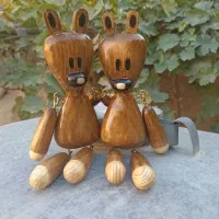 عروسک چوبی تدی|صنایع دستی و سایر لوازم تزئینی|اصفهان, باغ زرشک|دیوار