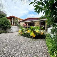 ویلاباغ-مبله-فقط-چمدونت-و-ببند-و-بیا