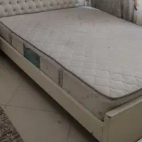 تخت خواب دو نفره