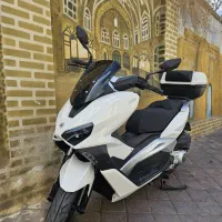 موتورسیکلت کی وی ویسته ۲۵۰ Keeway Vieste مدل ۱۴۰۳