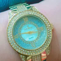 ساعت مچی کلاسیک طلایی خاص و زیبا