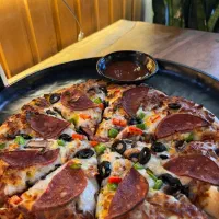 آشپز فست فود پیتزا زن