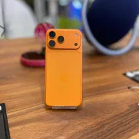 iPhone 17 pro max orange