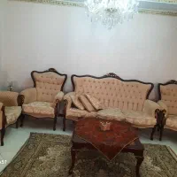 مبلمان در حد نو کاملا سالم ۹ نفره همراه ناهار خوری