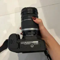 دوربین کنون 80d با لنز 18-200