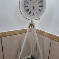 ساعت ایستاده ۳پا