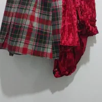 لباس یلدایی|لباس|سلماس, |دیوار