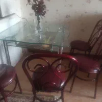 میز ناهارخوری شیشه ای