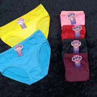 شورت نخی و گیاهی