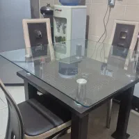 میز نهار خوری به همراهد۴ صندلی