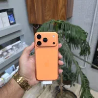 آیفون 17 pro در حد نو