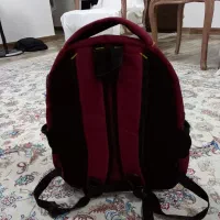 کیف مدرسه|کیف، کفش، کمربند|رشت, رشتیان|دیوار