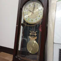 ساعت دیواری