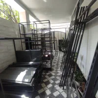 قفسه و دکور فروشگاهی پوشاک