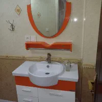 توالت فرنگی روشویی