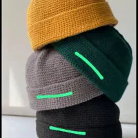 کلاه لئونی|لباس|مشکیندشت, |دیوار