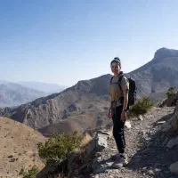 استخدام خانم برای آموزش کوهنوردی سبک در کوه صفه