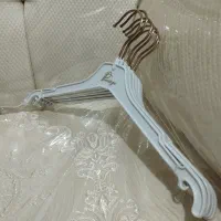 چوب‌لباسی، چوبکار، رخت‌آویز