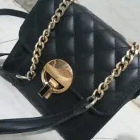 دسته زنجیری|کیف، کفش، کمربند|شیروان (خراسان), |دیوار