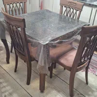 میز ناهار خوری ۴ نفره
