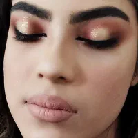 میکاپ وکاشت مژه هیدن