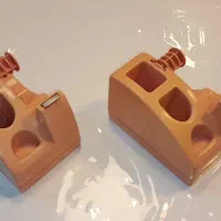 جام چسبی و جامدادی