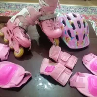 اسکیت دخترانه همراه با لوازم جانبی