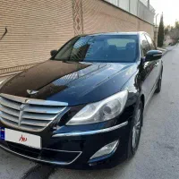 جنسیس سدان 2013