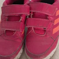 کتونی آدیداس خارجی اصل سایز تا ۹سال