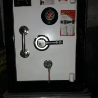 گاوصندوق سفید (تخفیف آف ویژه محدود اجناس)|ابزارآلات|پرند, فاز ۴|دیوار