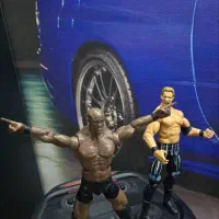 فروش فیگور کشتی کج