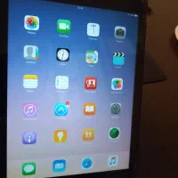 تبلت اپل|تبلت|تهران, نیروی هوایی (پیروزی)|دیوار