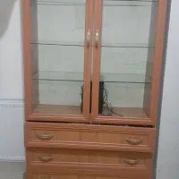 کمد لباس و ویترین نوجوان