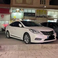 ازرا گرنجور ۲۰۱۳ بی خط و خش