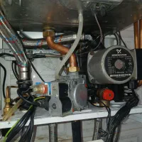 سرویس پکیج و آبگرمکن دیواری و تصفیه اب