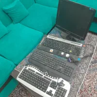 سه عدد کی برد ps2 یک عدد مانیتور ال سی دی ۱۷