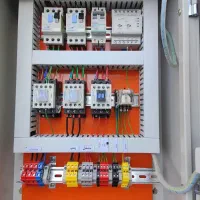 تابلو برق / برق صنعتی /Plc/ برقکار/ برقکار صنعتی