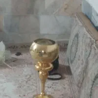 گلدان رنگ طلایی